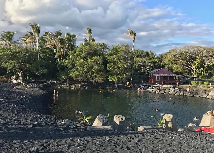 Oceanfront Cottage Near The Kalapana Lava Flows